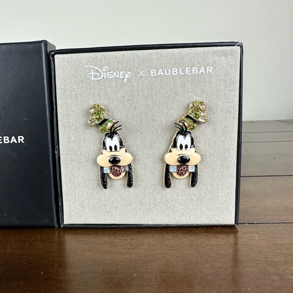 Disney Baublebar Goofy Studded Earrings - Picture 5 of 8